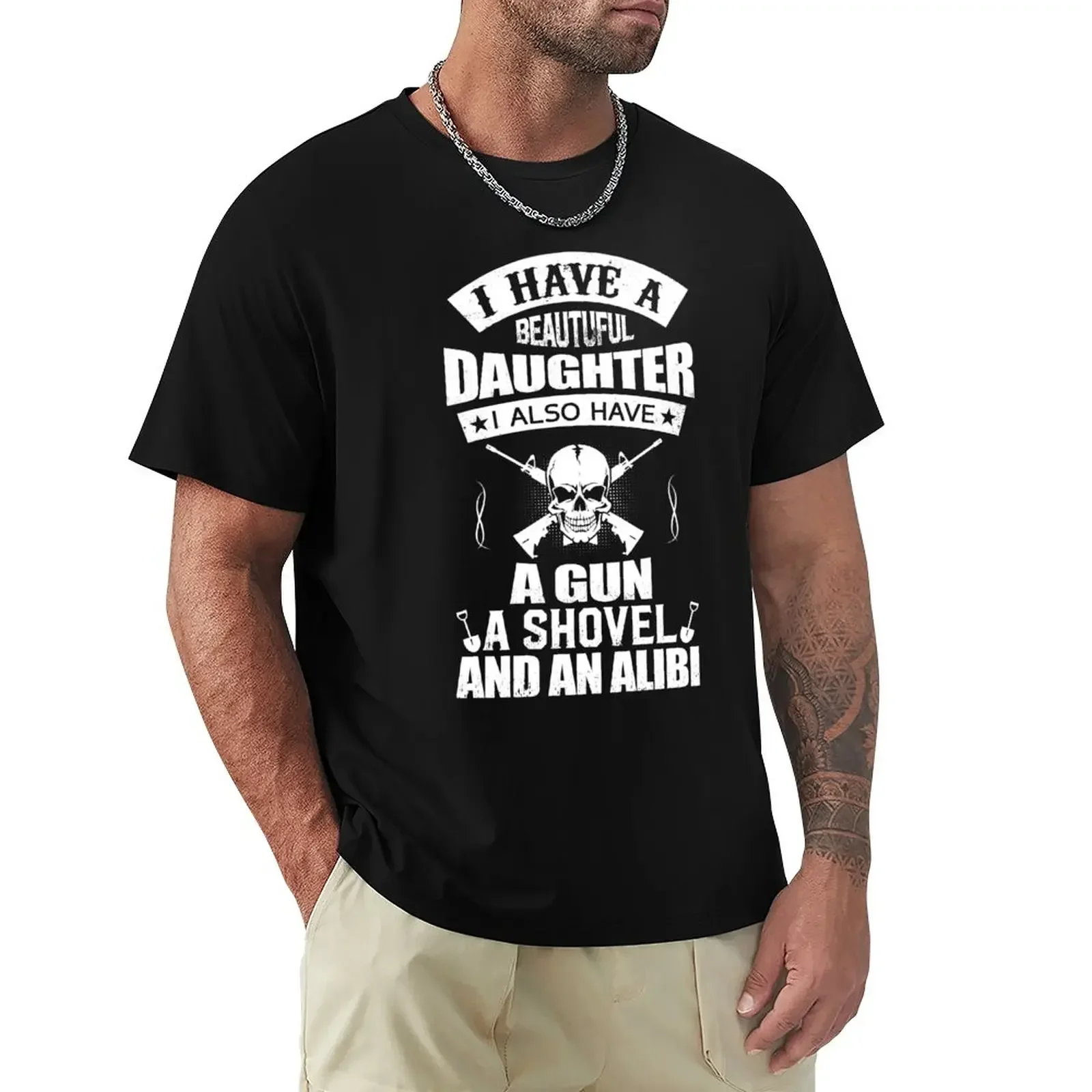 男性用の美しい娘Tシャツ,緑と黒のシャベルと10代のキリンのロゴが付いたグラフィックシャツ