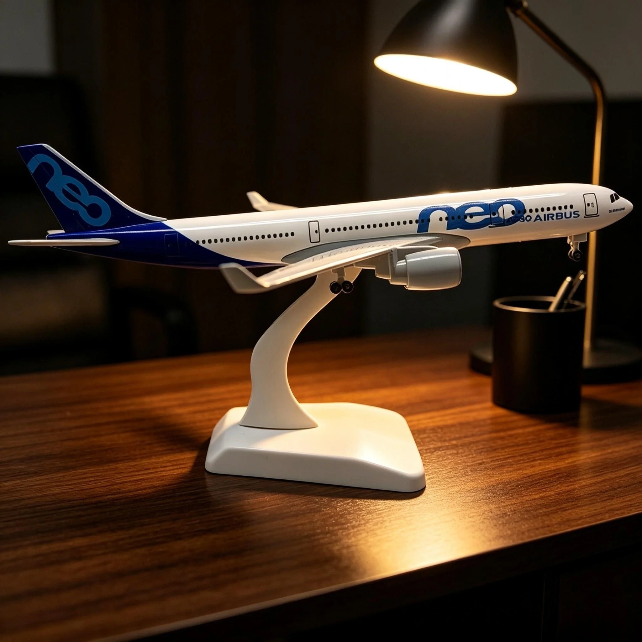A330 Prototype Air-bus 330 NEO 20CM Scale Airplanes Diecast Alloy Airlines Plastic Model Adults Fun Souvenir Hobby Displays Gift