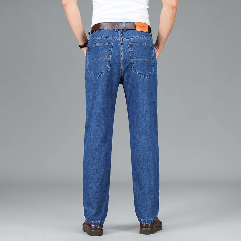 Jean fin taille haute pour homme, jean droit d'été, tenue de papa, d'âge moyen et masculin, style décontracté