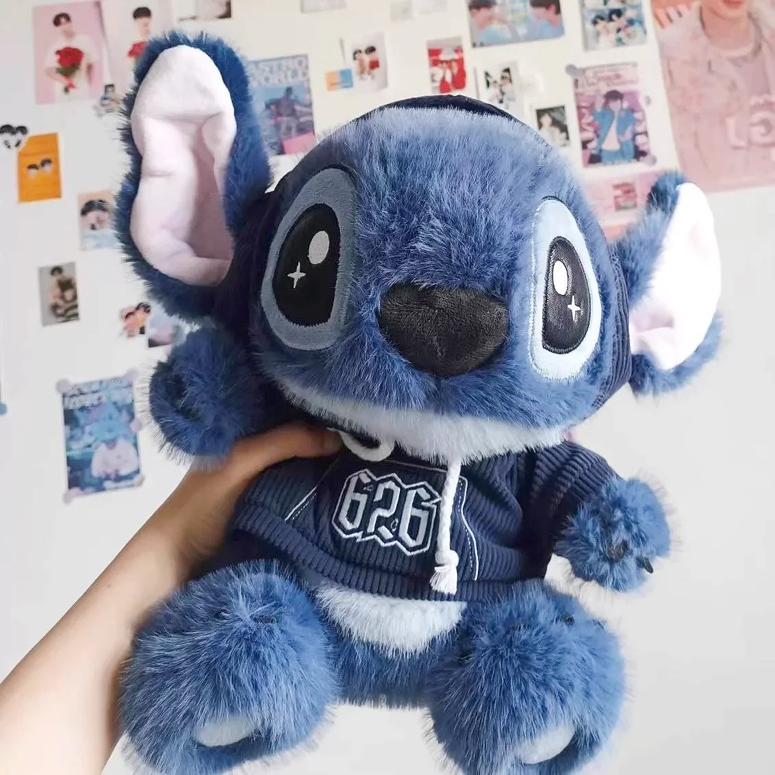 

В наличии Miniso Disney Stitch Сидящая плюшевая кукла Милая стежка Мягкая плюшевая игрушка Идеальный подарок для девочек и взрослых Коллекционная в наличии!
