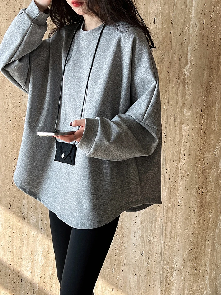 [EAM] White Gray Shaped Casual Sweatshirt New Round Neck Long Sleeve Women Big Size Fashion Tide Spring Autumn 2023 1DH4756