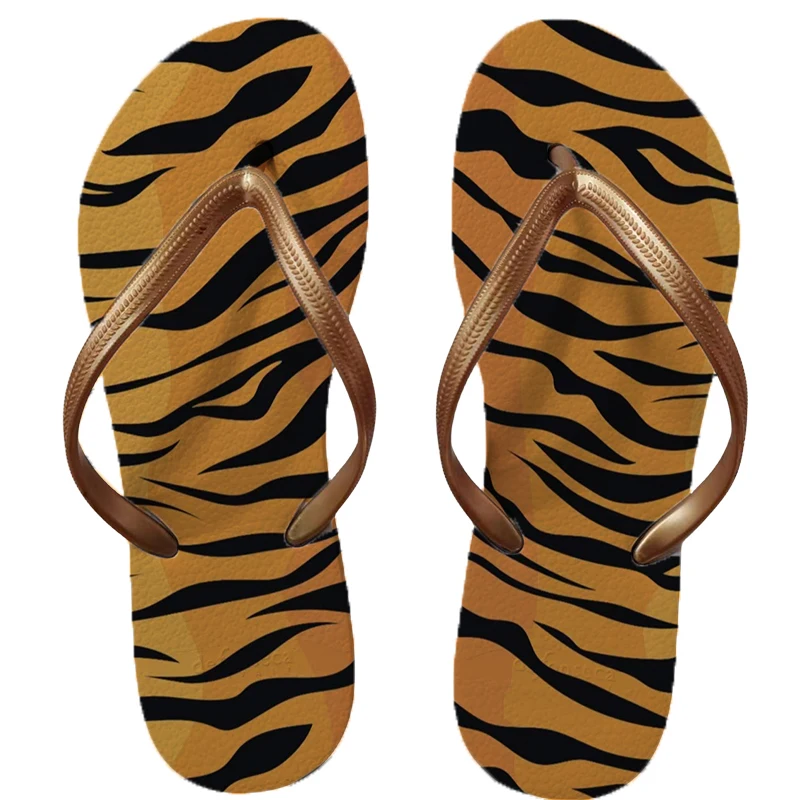 2023 leopard print beach niche versatile  design style trendy women\'s non-slip wear-resistant breathable comfortable flip-flops