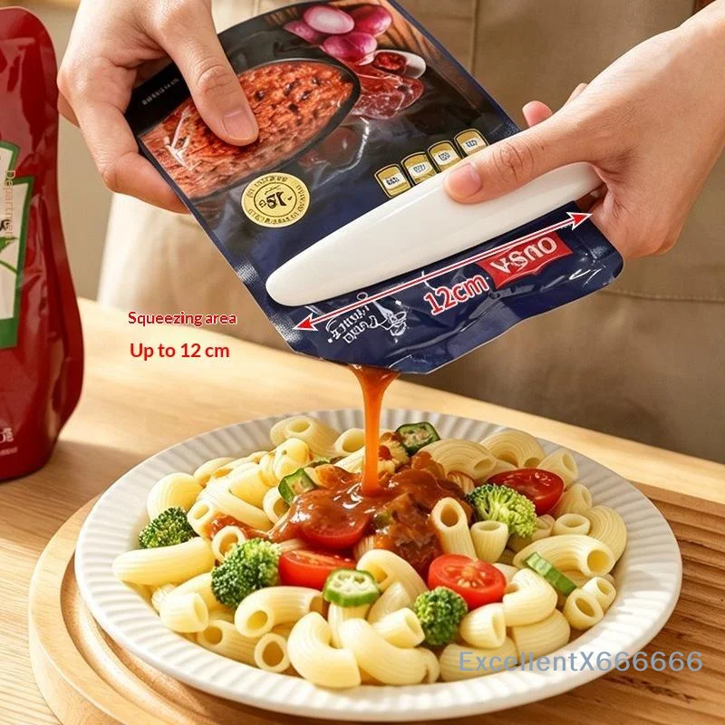 Magnetic Sauce Packet Squeezer Kitchen Condiment Pouch Press Clip Removable Tube Wringer For Food Sauce Bag Toothpaste Pet Food