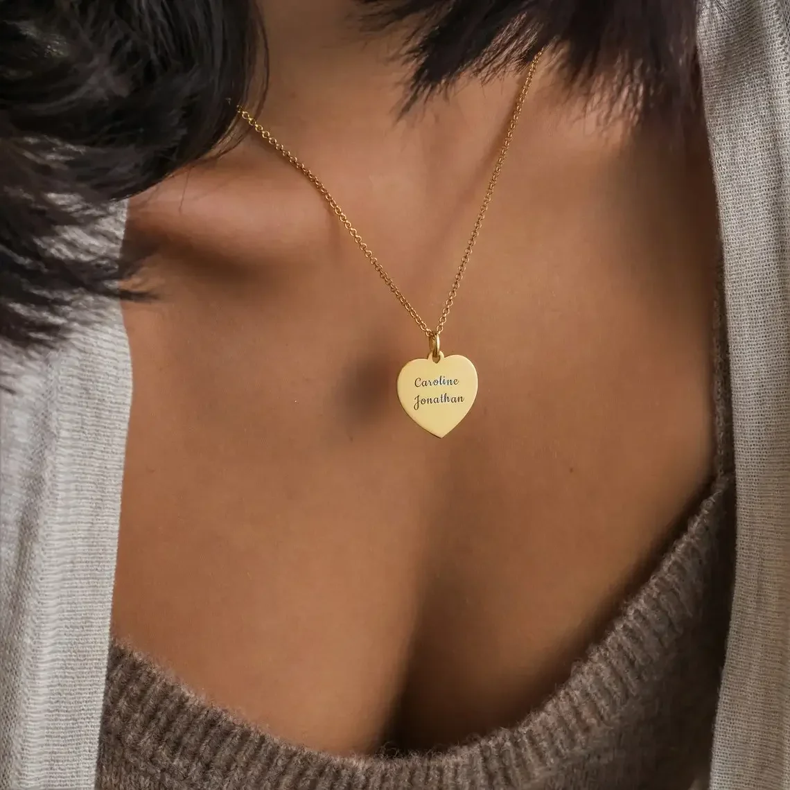 Custom Engraved Gold Women\'s Heart Pendant Necklace Personalized Jewelry Customized Christmas Gift for Her Friend Mom Girlfriend