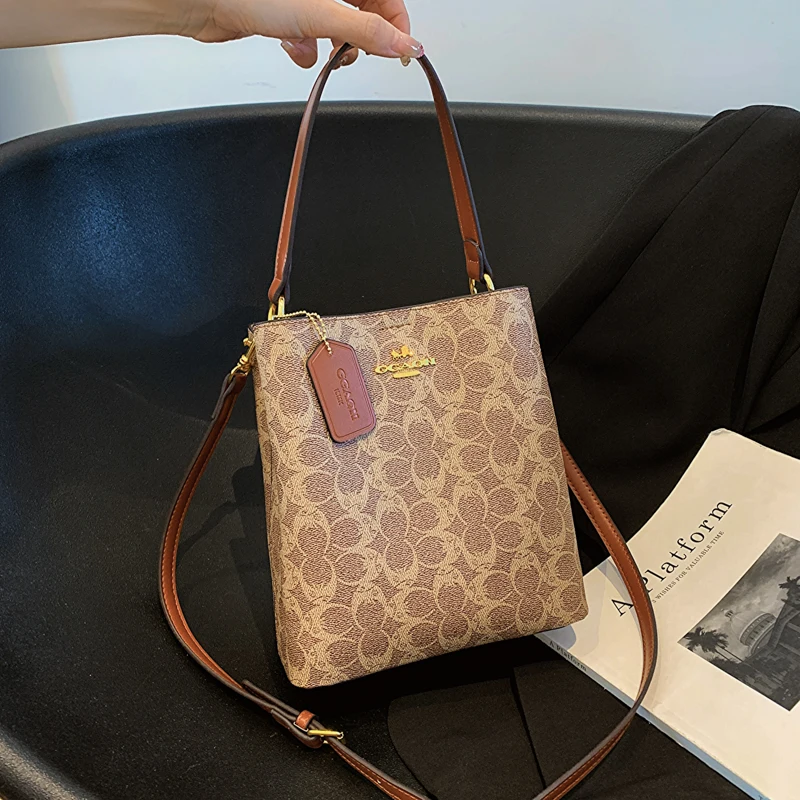 

Classic Shoulder Bag In Premium Leather For Ladies Featuring Elegant Details From Luxury Designer Durable Use