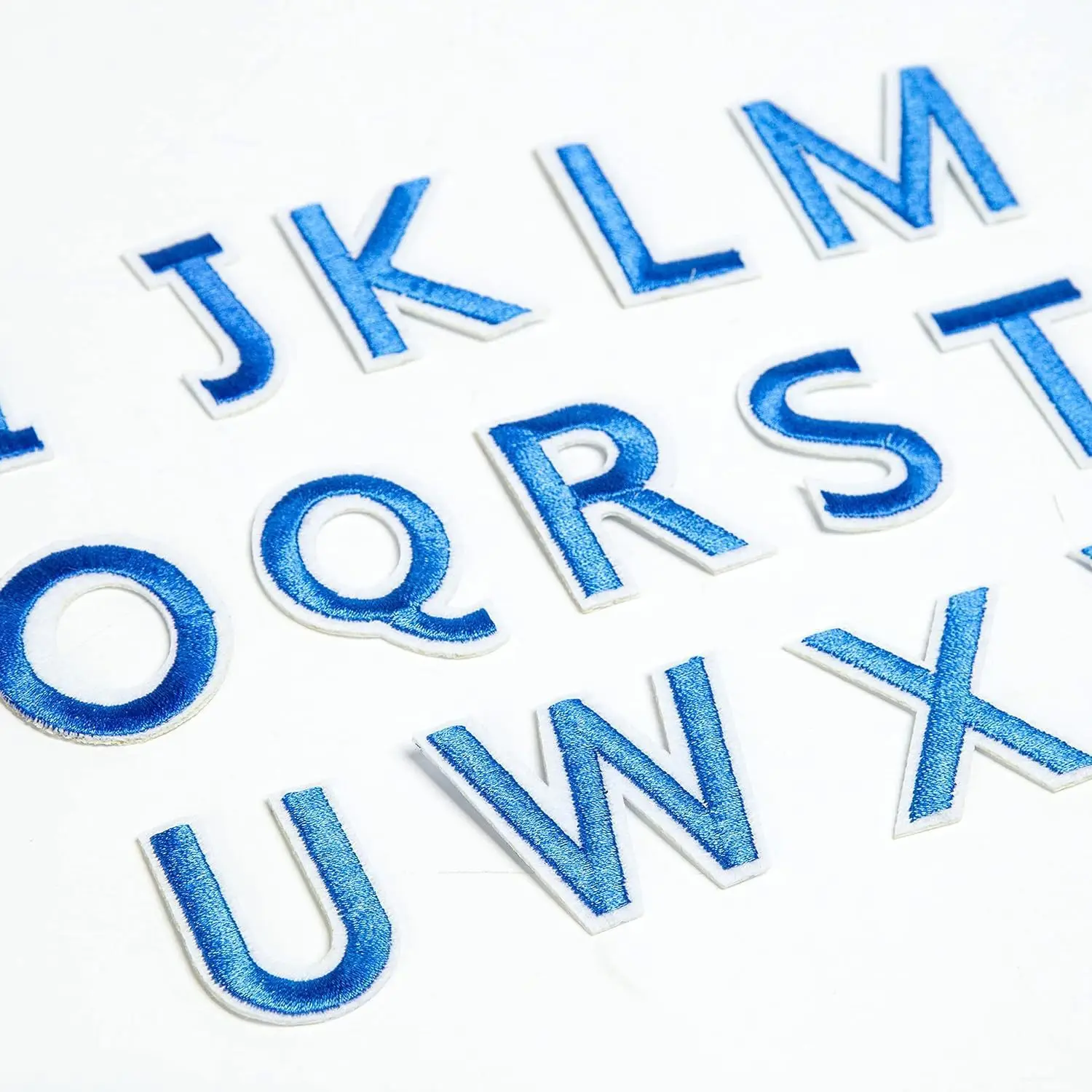 26-teiliges Set 5cm Alphabet Englische Buchstaben Bestickte Aufnäher Stoffapplikation Zum Aufbügeln Für DIY-Bastelarbeiten Namensaufkleber Nähzubehör – Detail 6