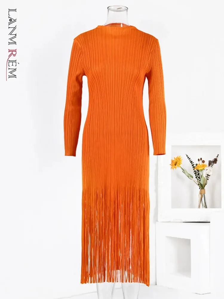 LANMREM Tassel Pleated Dress Women Round Neck Long Sleeves Orange Color Fashion Dresses Party Clothes 2025 Spring New 2DA1808