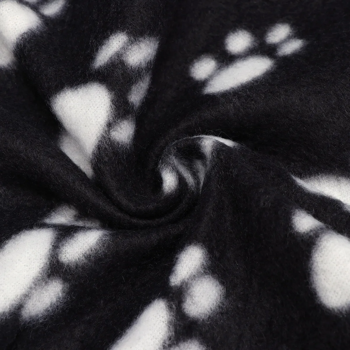 

Pet Blanket Double-Sided Fleece Paw Pattern Black Background 60x70cm Soft Warm Dog Cat Puppy Kitten Bed Cover Animal Bedding