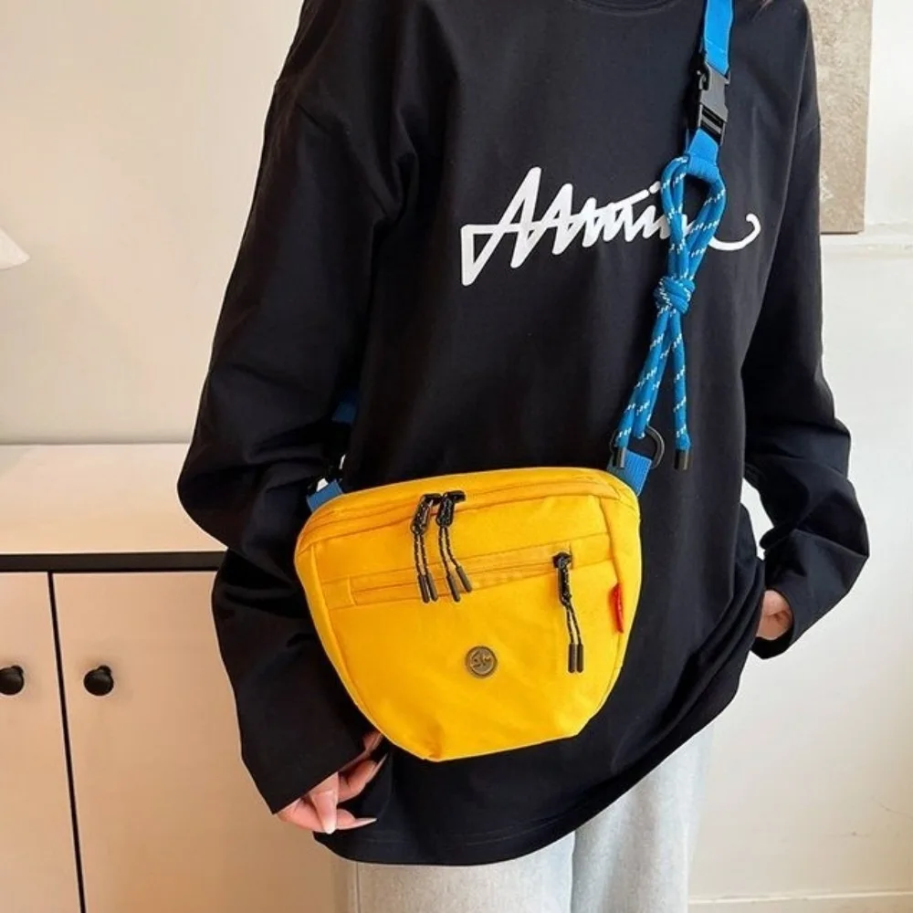 

Korean Style Sports Crossbody Bag Waterproof Large Capacity Half Moon Bag Adjustable Strap Color Contrast Dumpling Shoulder Bag