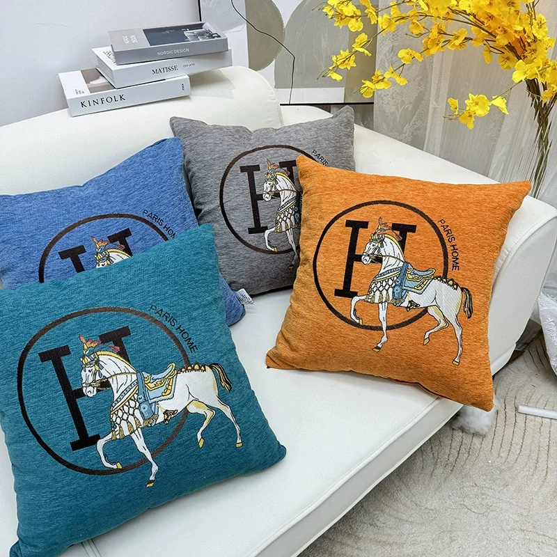2pcs 45x45cm Throw Pillow Cushion Covers Pillowcase Luxury Horse Embroidery Modern Style Couch Sofa Pillow Covers Home textiles