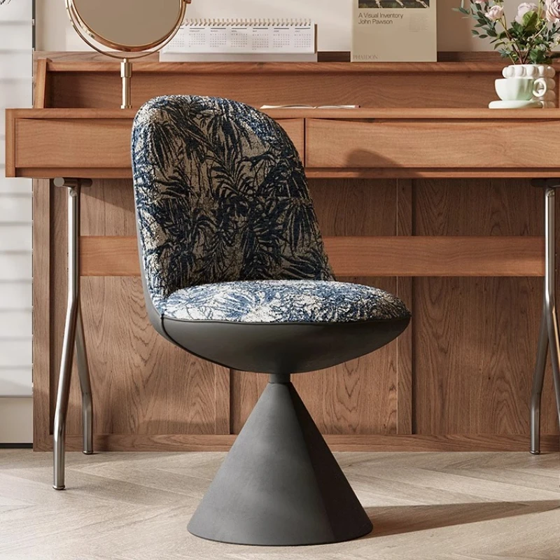 مقعد دوار إيطالي حديث، مقعد مكياج بتصميم إبداعي لأثاث غرفة النوم، طاولة تزيين قابلة للدوران/كرسي مكتب الدراسة