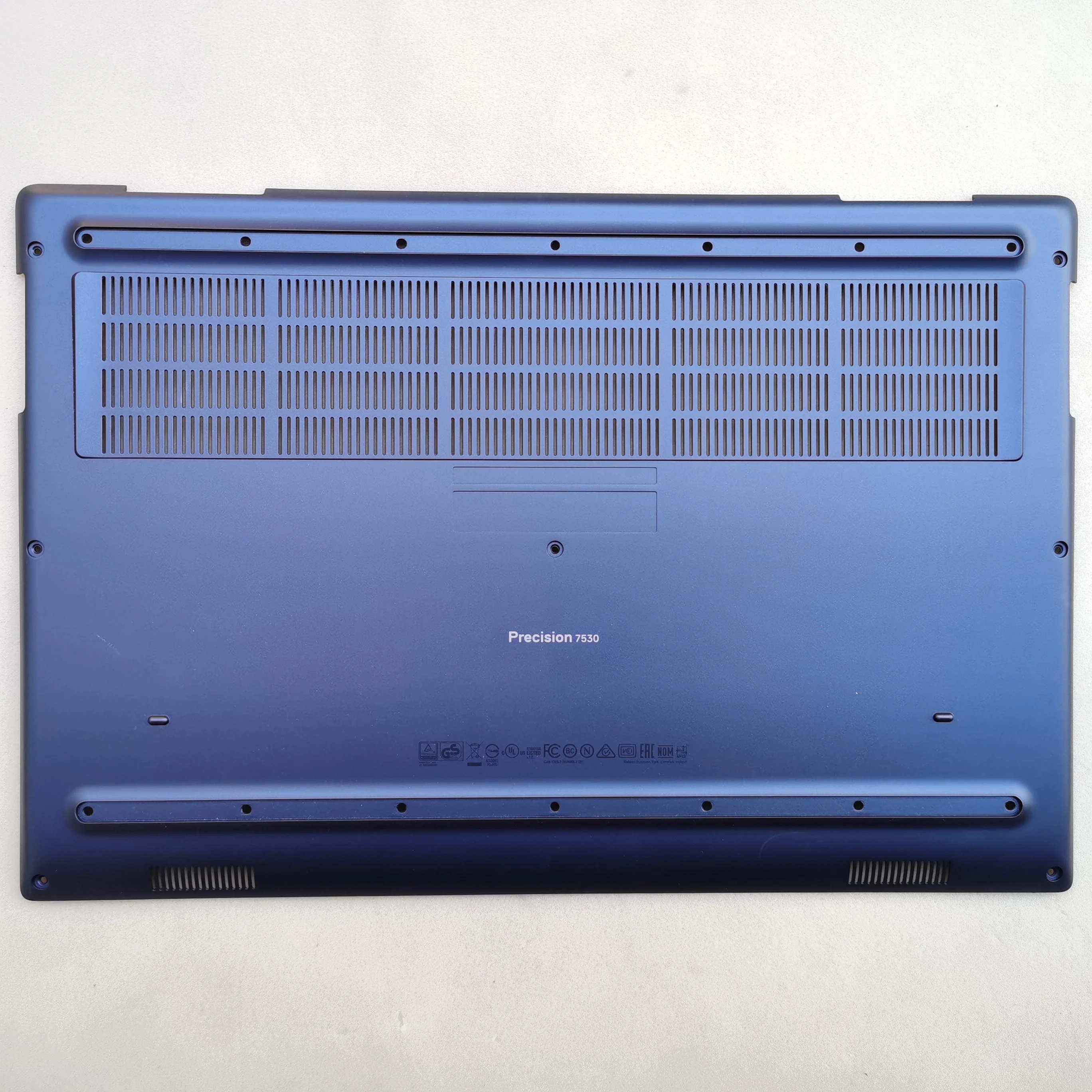 

New laptop bottom case base cover for Dell precision 7530 m7530 0D5HF0