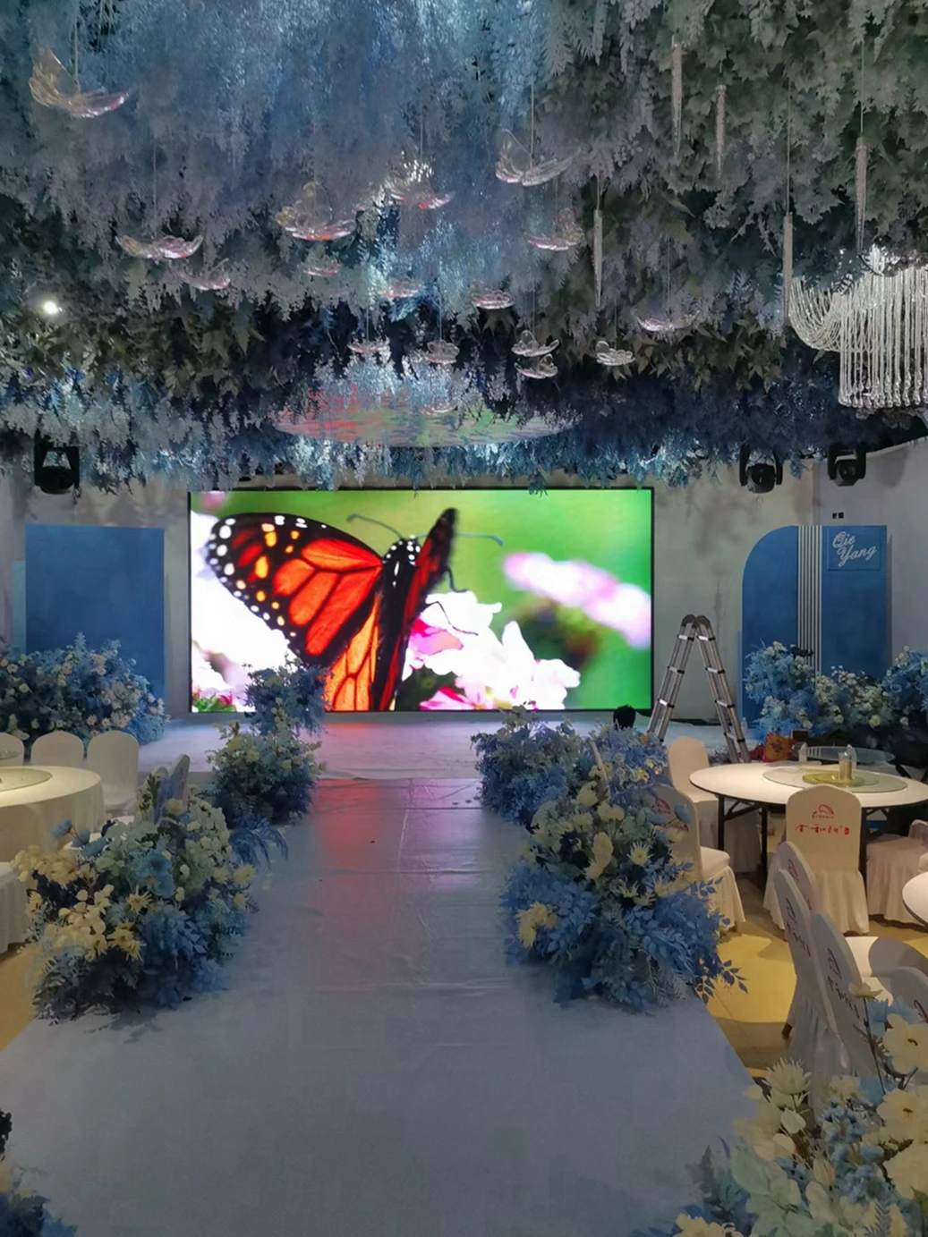 شاشة حائط LED P2.6 شاشة LED داخلية كاملة الألوان P2.6 شاشات تأجير LED