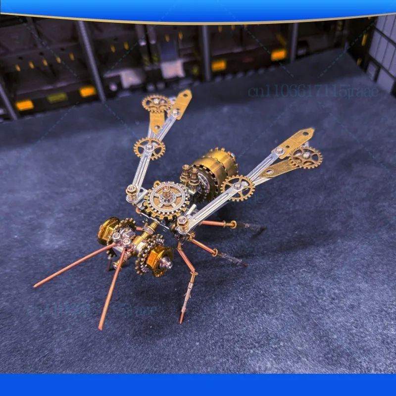 Steampunk mechanical insect bumblebee metal assembly model handmade DIY three-dimensional puzzle creative gift