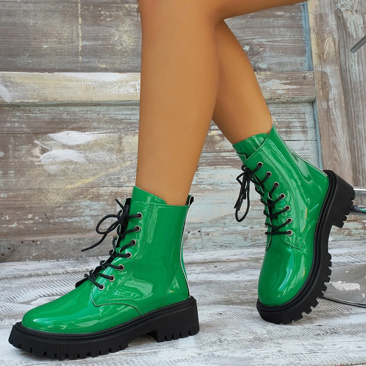 Fall and Winter Thick Bottom Riding Boots Waterproof Platform Lacing Fashion Women\'s Boots Green Black Large Size 42