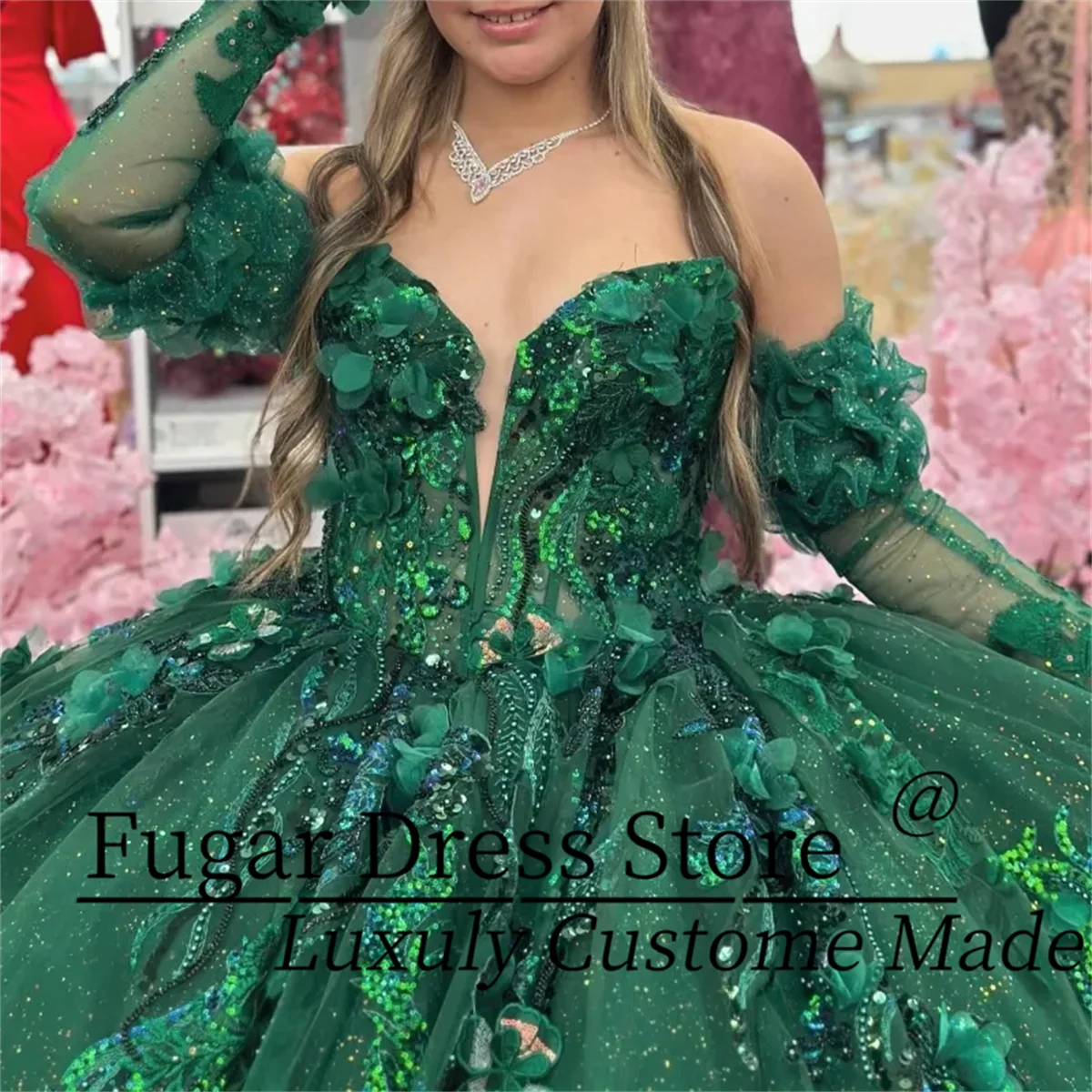 

Emerald Green Princess Quinceanera Dress Off Shoulder Ball Gown Lace Applique Beading Tull Corset Sweet 16 Vestido 15 De Anos