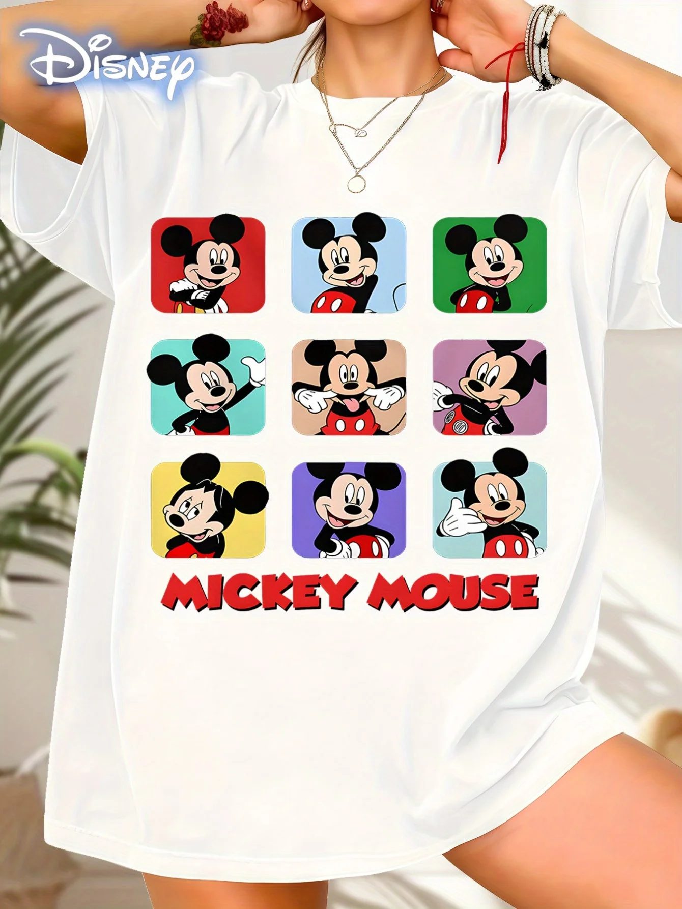 

2025 Disney Pattern Printed Women's Casual Comfortable Unique Smiling Face Black Round Neck Short Sleeve T-shirt
