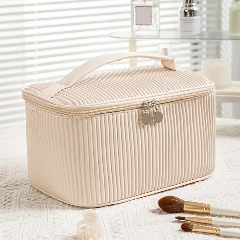 Portable Girl Leather Makeup Bag Women Cosmetic Bag Outdoor Waterproof Toiletries Organizer Female Beauty Bags Makeup Organizer