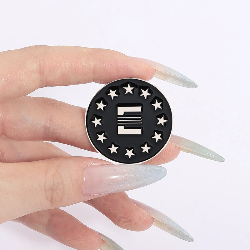 استكشاف RPG جيمة المينا دبابيس دور اللعب يوم القيامة بقاء ألعاب دبابيس التلبيب شارات مجوهرات هدية للأصدقاء المشجعين #5