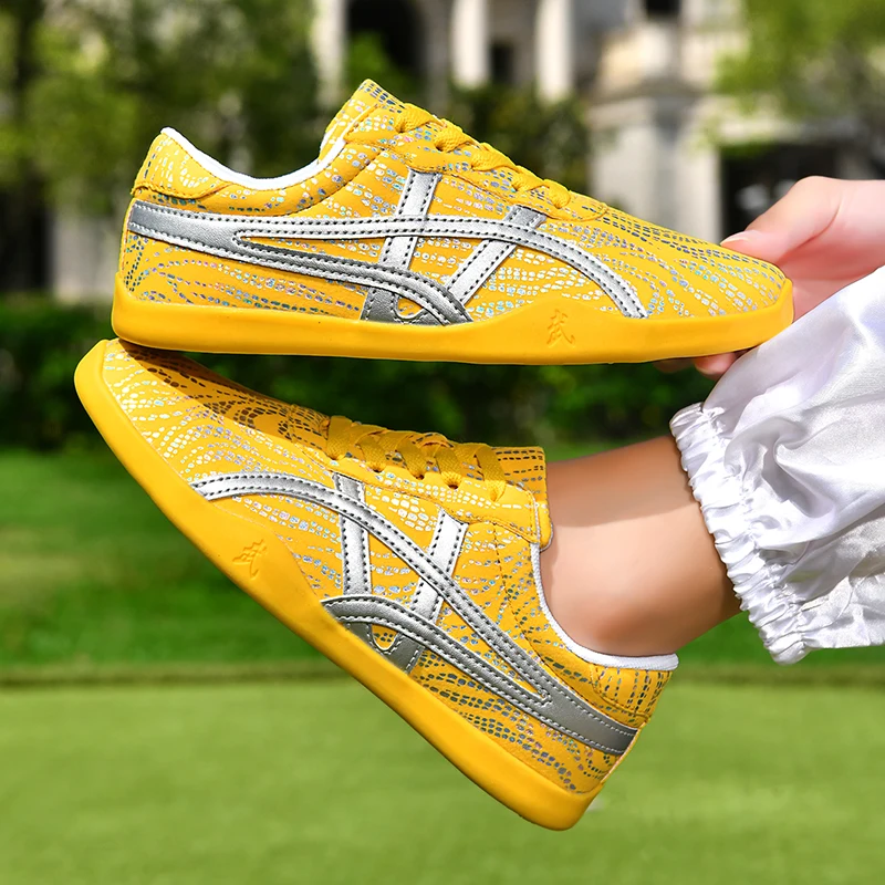 

2026New Martial arts shoes Unisex Light Weight Tai Chi Wushu Shoe Soft Sole Leather Traditional Kung Fu Shoes kung fu shoes