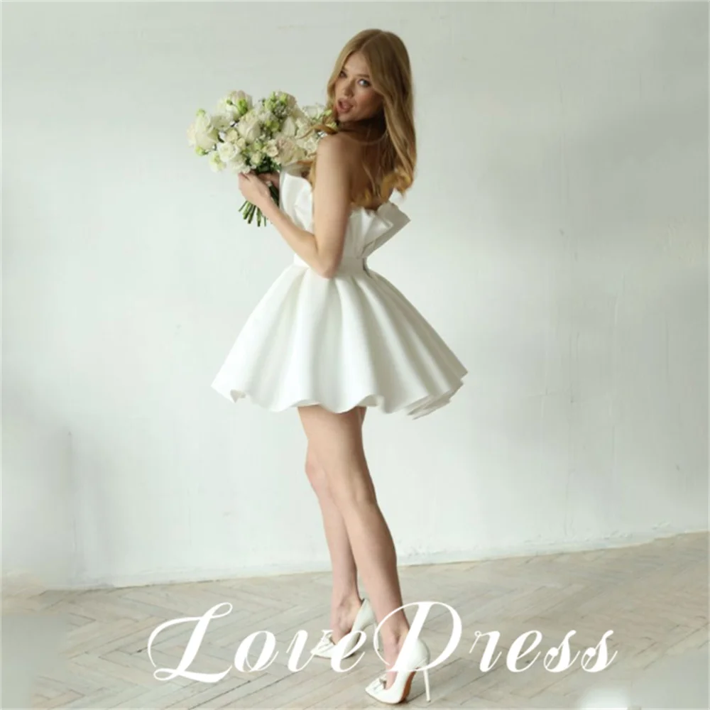 

Love Charming Pleated A-Line Strapless Stain Short Wedding Dresses Elegant Above Knee Sleeveless Mini Backless Sexy Bridal Gowns