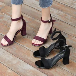 Damen Sommer Mode Sandalen Medium High Heel Outdoor Sandalen elegante Hochzeits schuhe Braut plus Größe 34-40 Schnallen riemen