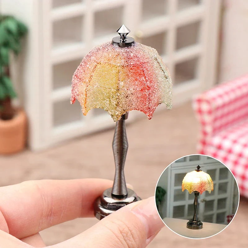 1:12 Dollhouse Lamp /OB11 Mini Floor European Vintage Mini Wall Lamp 1：6 Miniature Crystal Chandelier Lamp Bjd Doll Accessories