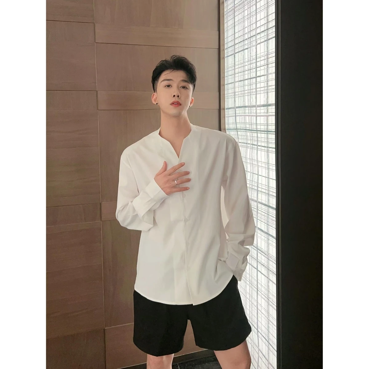 

Spring Autumn Men's Loose Fit Long Sleeve Shirt Simple Elegant V-Neck Slimming No Collar Casual Polyester Standard Edition