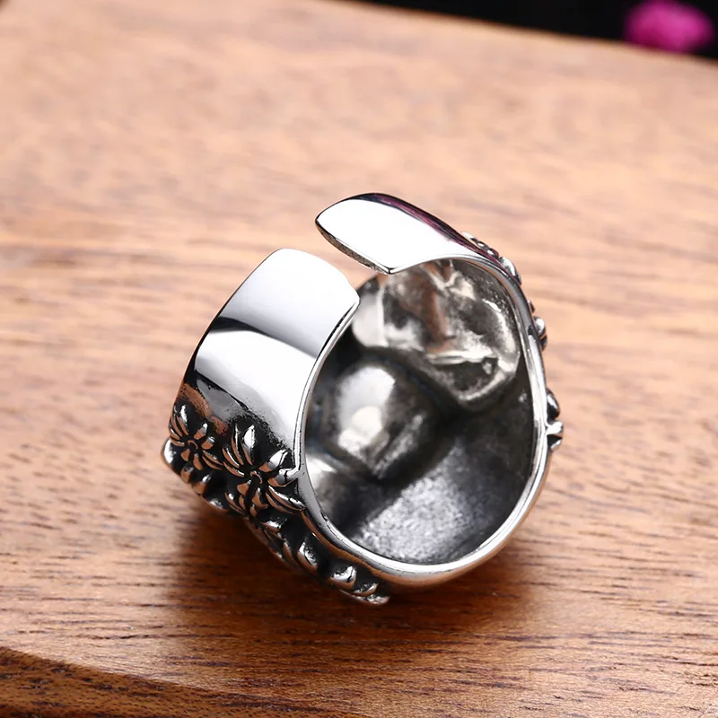 925 sterling silver skull ring men and women live ring punk pattern Thai silver vintage retro style personality ornament view 3