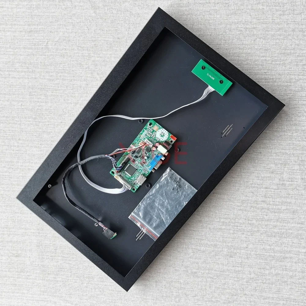 

For LP156WD1-TLA1/TLB1/TLD2 Laptop Screen 15.6" 40-Pin LVDS HDMI-Compatible VGA 1600x900 Display Driver Board+Metal Case Kit DIY