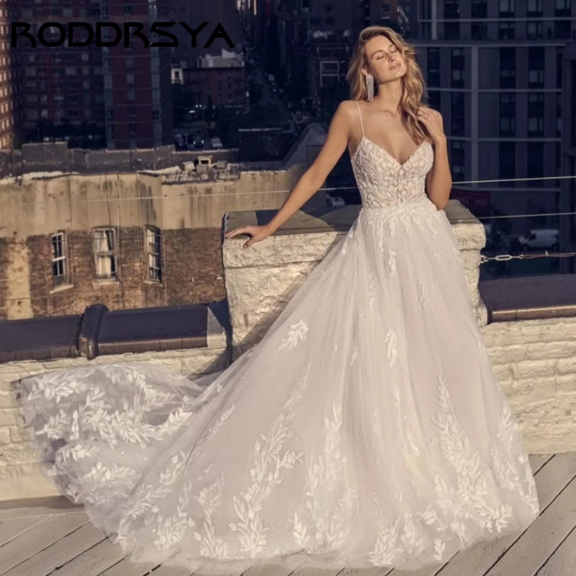 

RODDRSYA A-Line Wedding Dress Boho V-Neck Applique Bride Dress Spaghetti Straps Tulle Bridal Gowns New Vestidos 2025 Customized