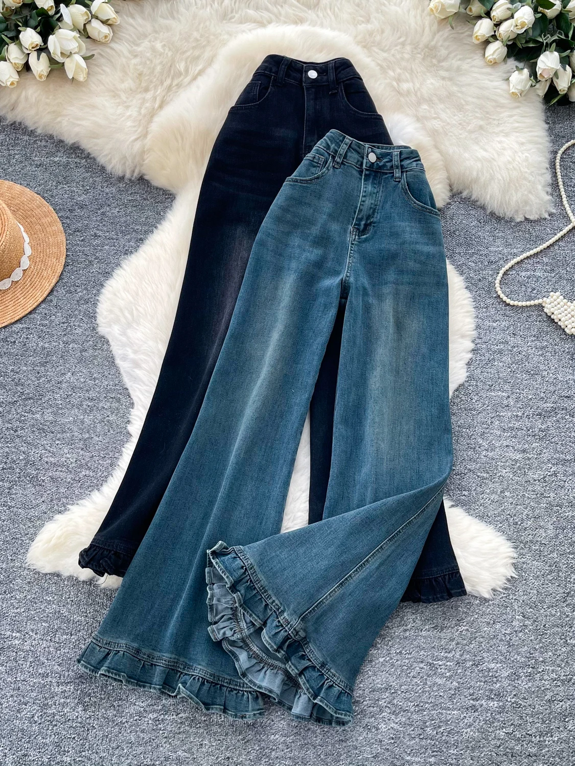 Retro High Waist Bell Bottom Jeans Women's Lace Decorated Slim Fit Micro Flared Long Pants 2026 Autumn Design American Style