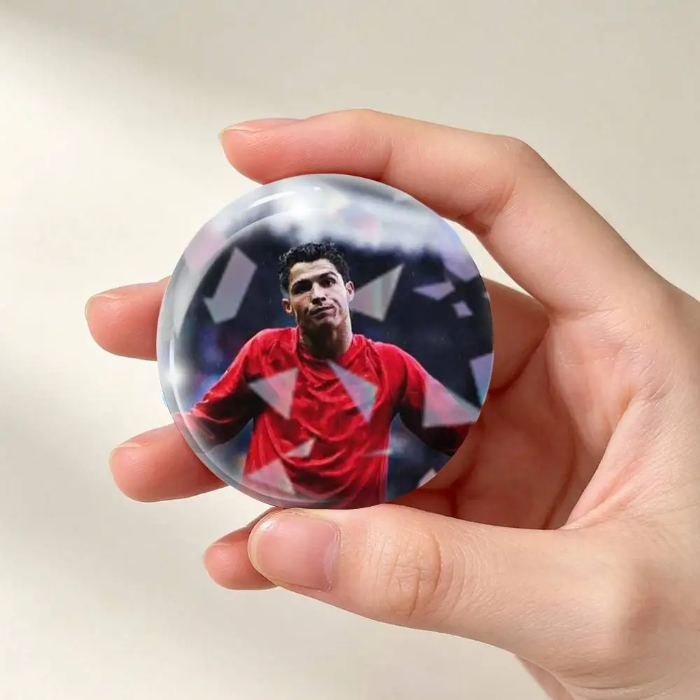 Cristiano Ronaldo Brooch Metal Badge Brooch, Fashion Decorative Pins for Hat Bag Clothing Decoration Gift