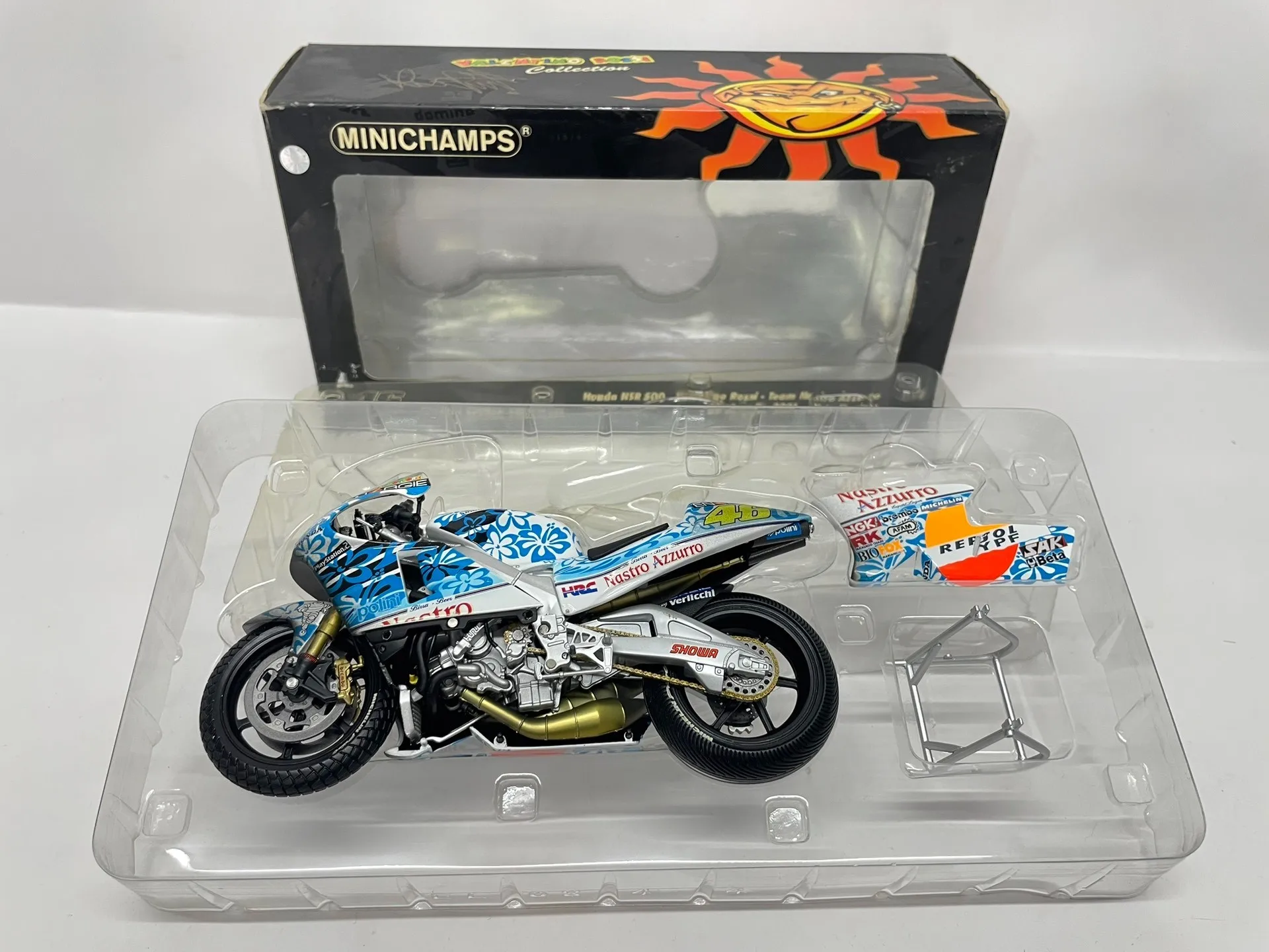 

Minichamps 1:12 NSR 500 Rossi 2001 #46 Dirty Version Simulation Limited Edition Alloy Metal Static Motorcycle Model Toy Gift