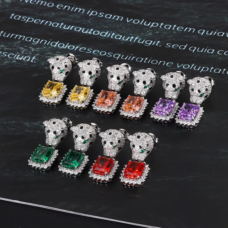 Jewelry with copper base, gold-plated, high-carbon diamond, fully encrusted, luxurious leopard design earrings 8*10