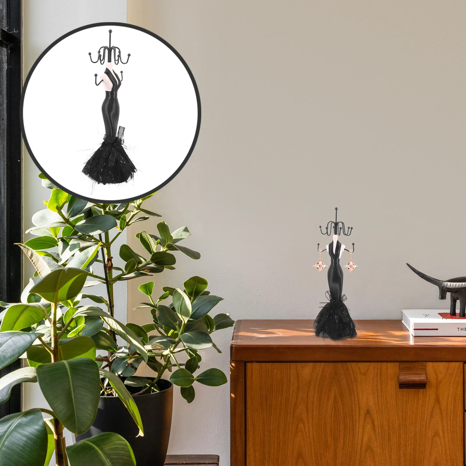 

Necklace Earring Holder Small Mannequin Jewelry Display Rack Hanger Hook Versatile Jewelry Stand for Home Commercial Display