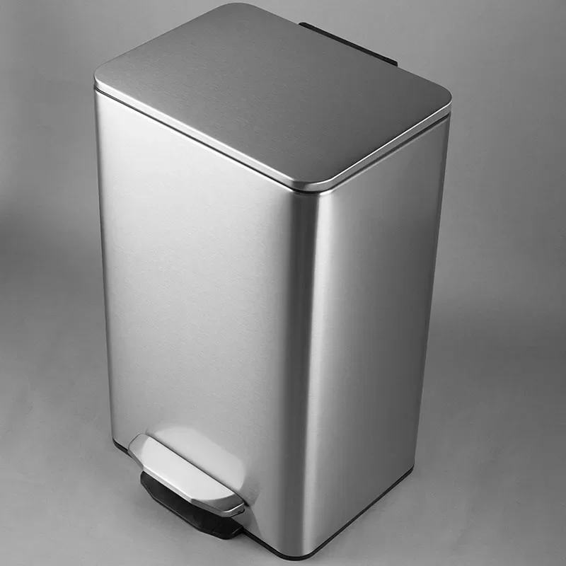 

Black Metal Trash Can 30 Liter Under Bins Elegant Pedal Trash Can Rectangle Rectangle luxury De Limpeza House Accessories