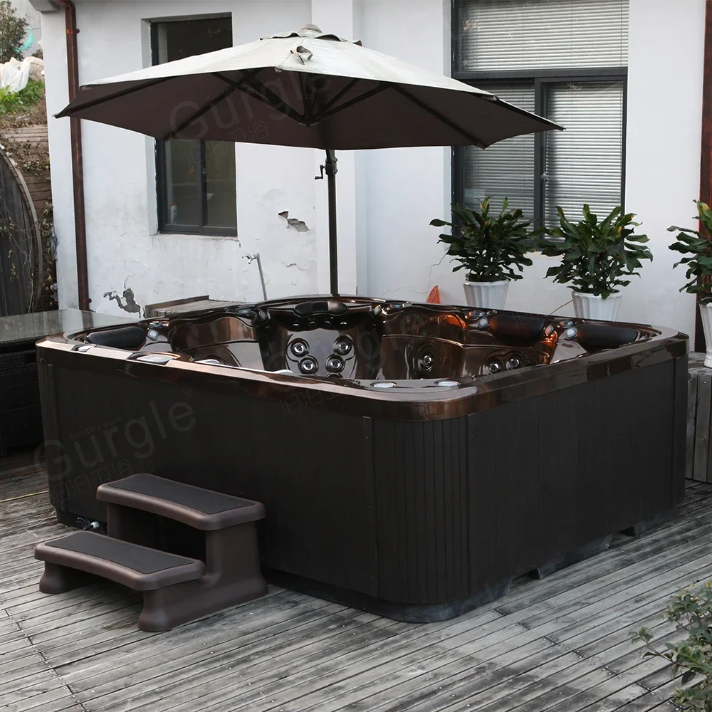 Eccezionale vasca idromassaggio per spa all'aperto Grande vasca idromassaggio autoportante per 6 persone con colore speciale per villa da giardino