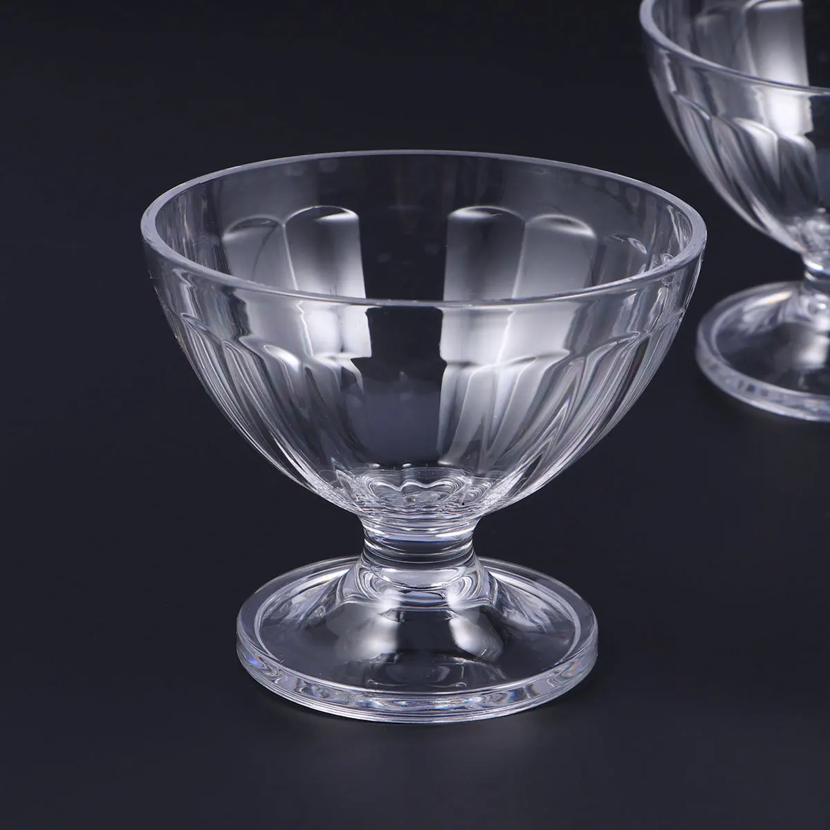 

2pcs 200Ml Acrylic Ice Cream Cups Holders For Parties Bars Dessert Bowls Summer Beach Events Tabletop Decor