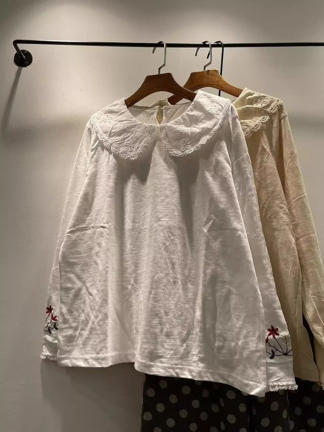 

100% Cotton mori girl Japanese style peter pan collar white beige long sleeve shirts for women kawaii cute embroidery base shirt