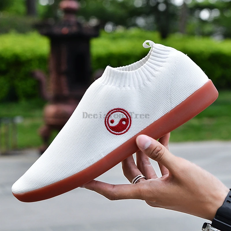 صنادل تاي تشي الكونغ فو للسيدات لعام 2025 أحذية بكين قديمة مجوفة قابلة للتنفس نعل عضلات البقر الناعمة أحذية فنون الدفاع عن النفس الصينية h003