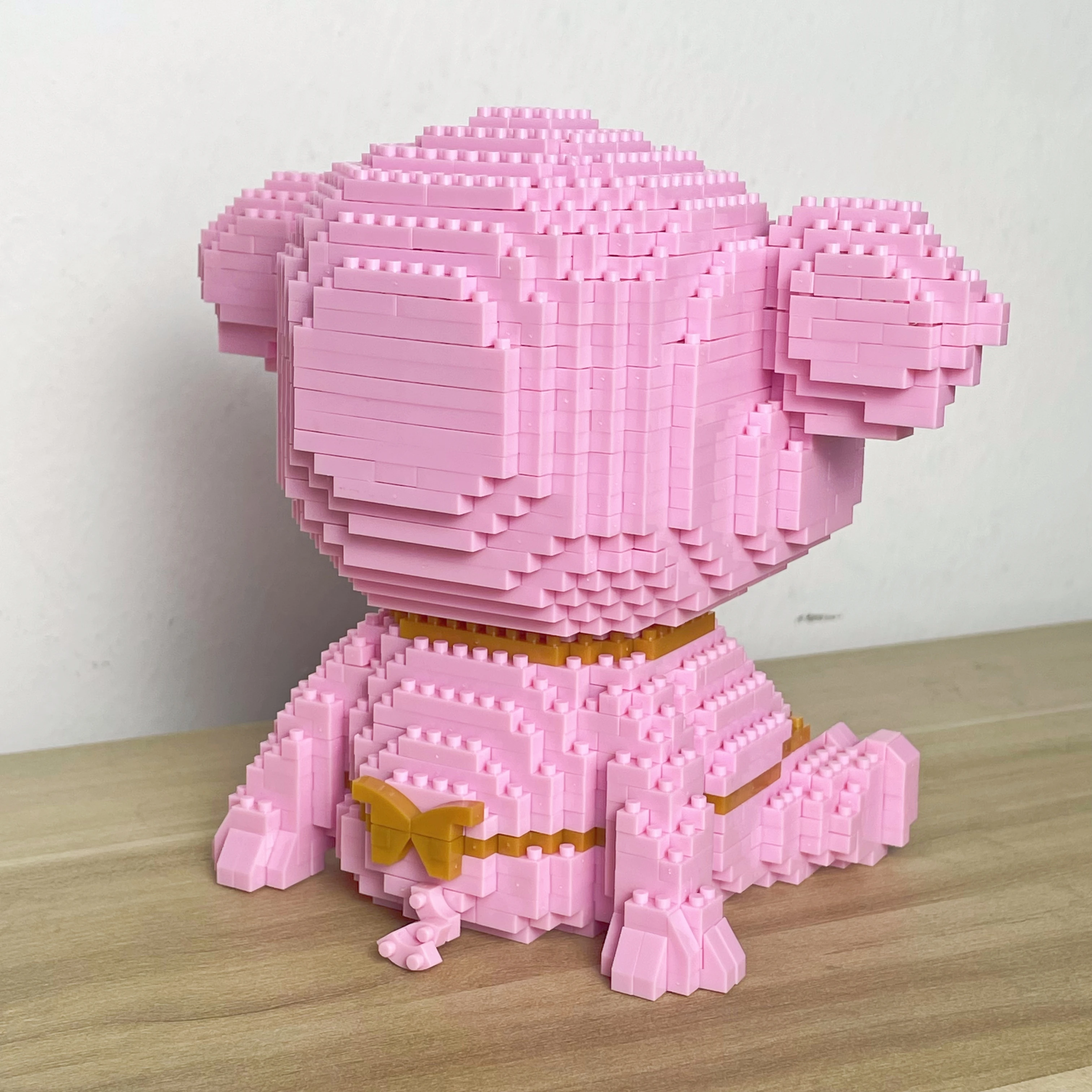 Knew Built Cute Pink Smile Pig Micro Mini Building Blocks Toy - Bringer of Good Mood and Fortune Bricks Deco at Home Office