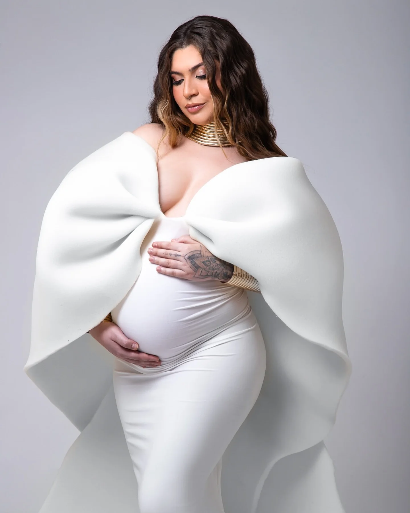 Elegance White Mermaid Maternity Dresses with Big Cape Pregnancy Women Photoshoot Dress Huge Shawls Baby Shower Dress Custom