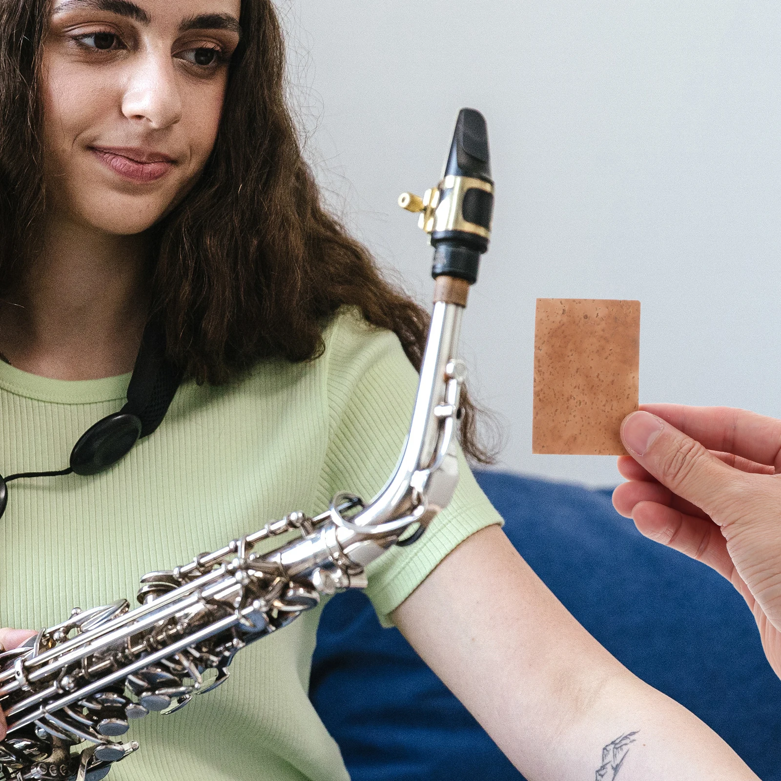 

4Pcs Saxophone Neck Cork Sheets Universal Joint Enhance Sound Quality Airtight Sealing for Alto Soprano Tenor Sax Clarinet