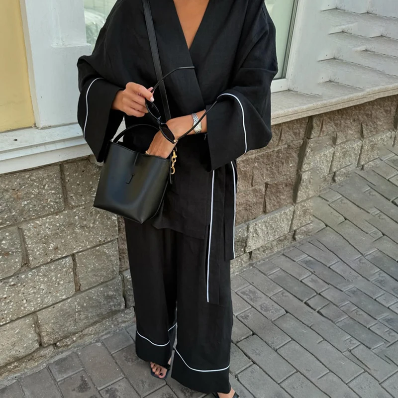 Lässiges V-Ausschnitt-Oberteil mit Schnürung und weit geschnittene Hose, modisches Streetwear-Set für Damen, zweiteiliger Anzug, Frühling/Sommer, atmungsaktives, lockeres Outfit