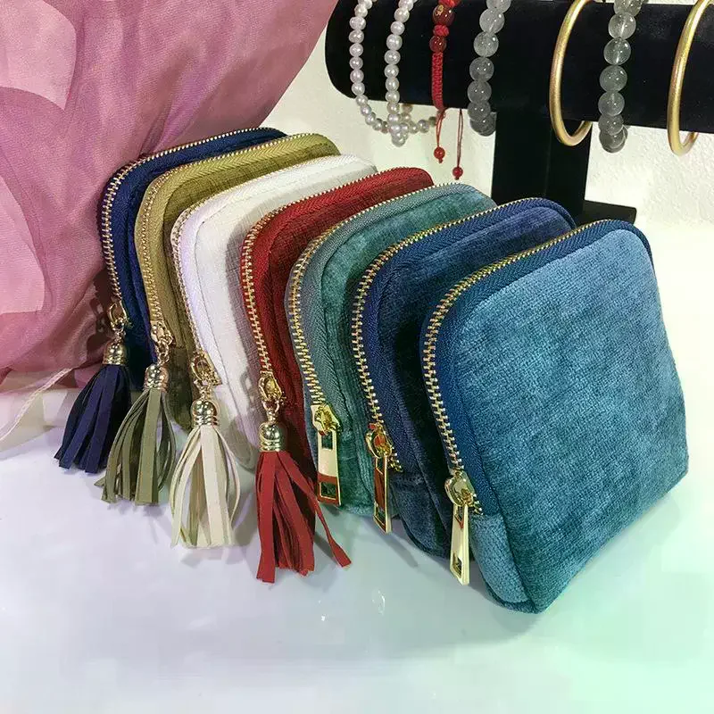Bracelet storage bag, jewelry storage bag with tassel pendant, multi-layer lining, ring necklace packaging, large capacity trave