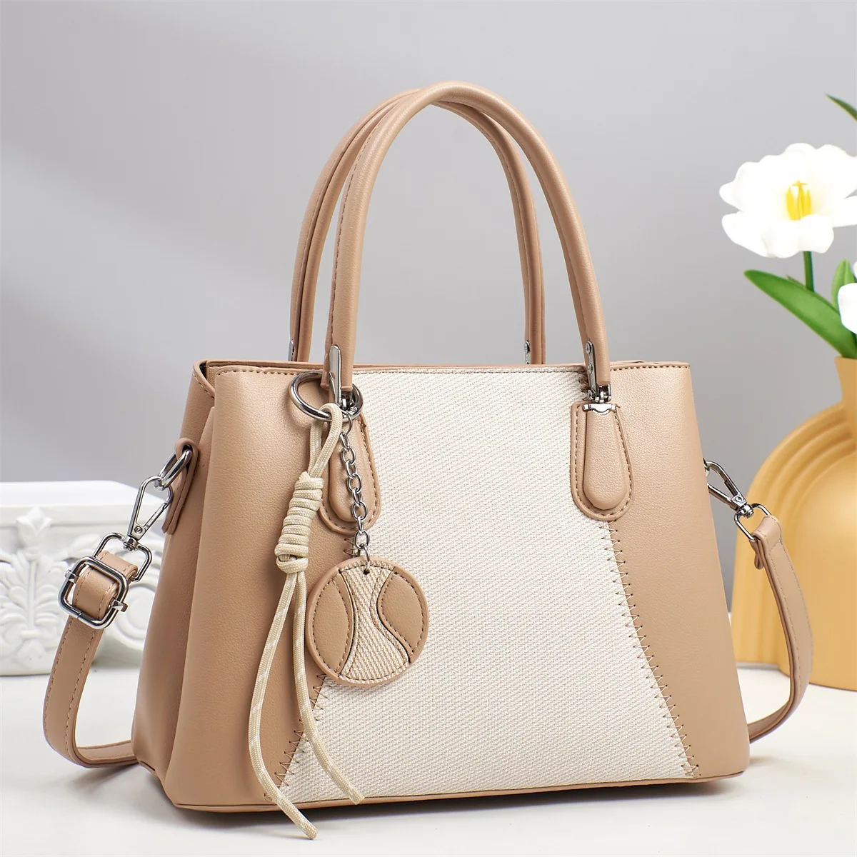 

Новая модная женская сумка 2025 года: простая, элегантная, на одно плечо, кроссбоди, из мягкого полиуретана, на молнии, для повседневного использования