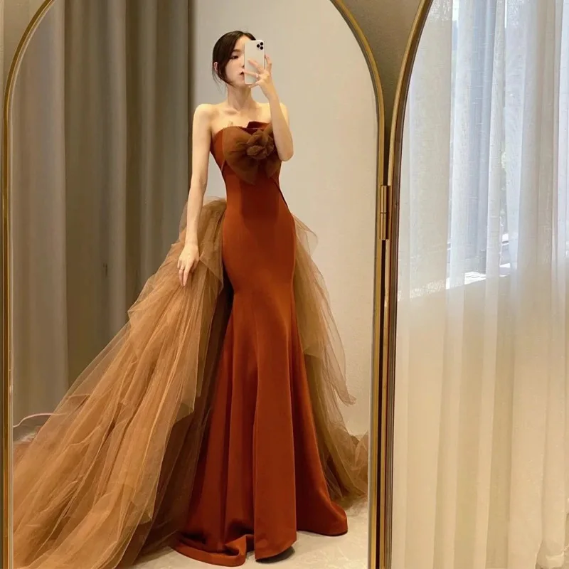 Elegant Strapless Evening Mermaid ชุด Maxi อย่างเป็นทางการสําหรับผู้หญิง 2025 เซ็กซี่พรหมเกสต์ค็อกเทลปาร์ตี้ตาข่ายผลกําไรในรอบชุดยาว