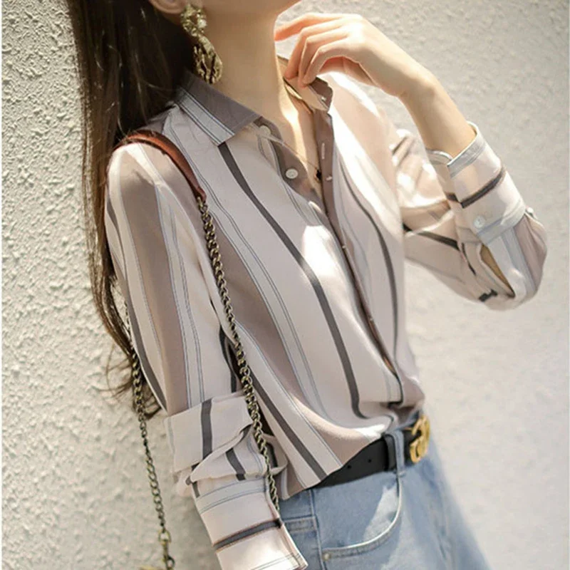 Striped Women\'s Shirt 2024 Spring Korean Fashion Vintage Shirts Long Sleeve Blouse Womens Tops Loose Casual Shirts and Blouses