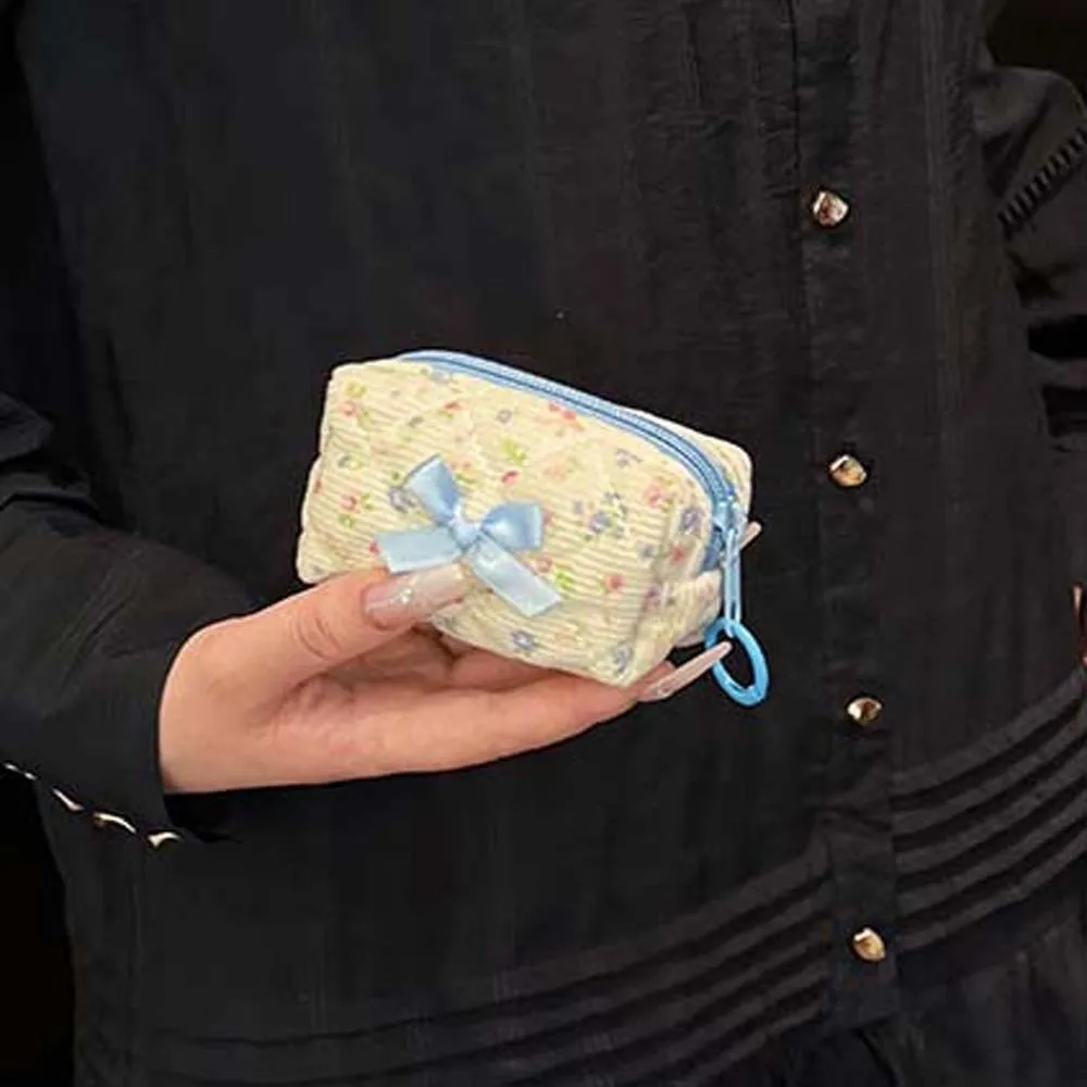 Embroidered Bowknot Mini Makeup Bag Floral Print Quilted Lattice Earphone Storage Case Puffy Texture Zipper Closure